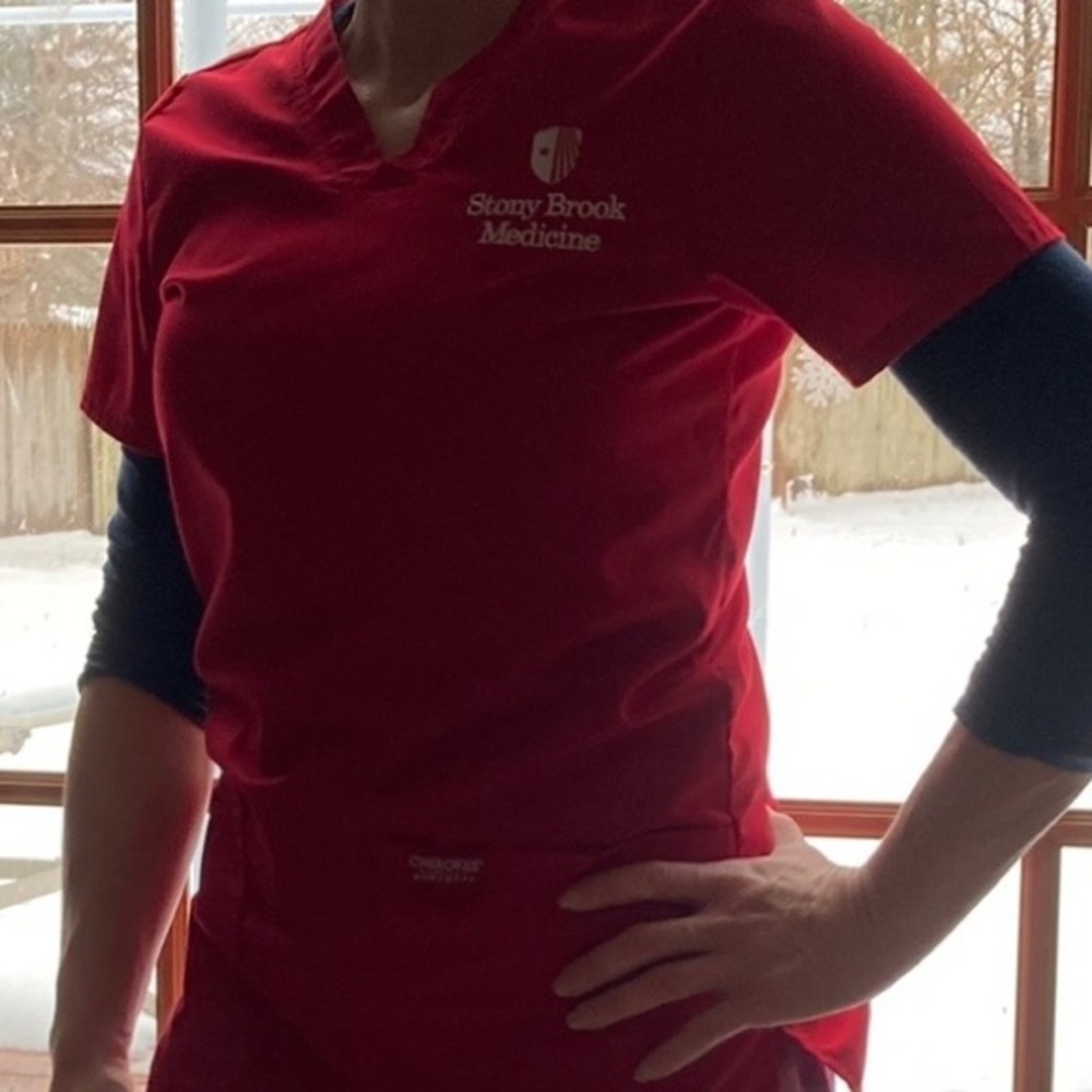 Stony Brook medicine Cherokee scrub top